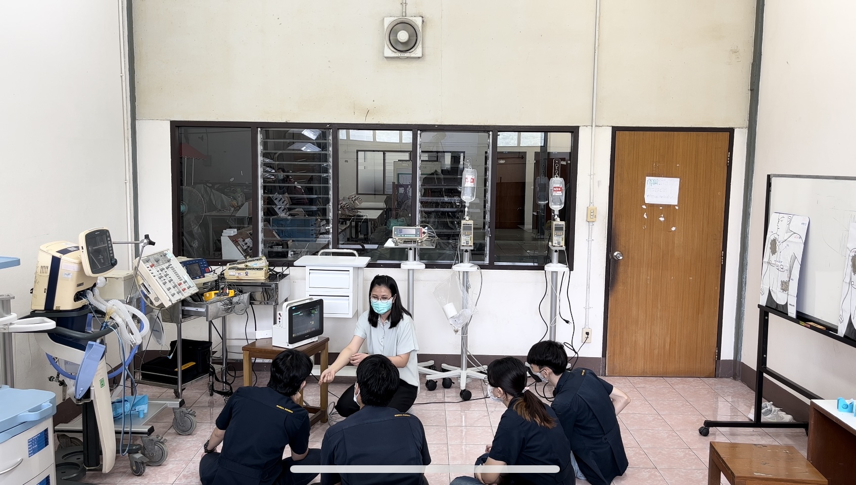 6PatientMonitor 01