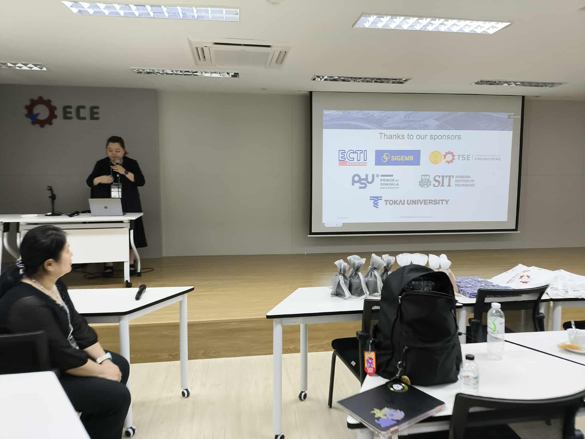 FDDBA09F70738C24BFFC46B4CD2E222FA22D1E26