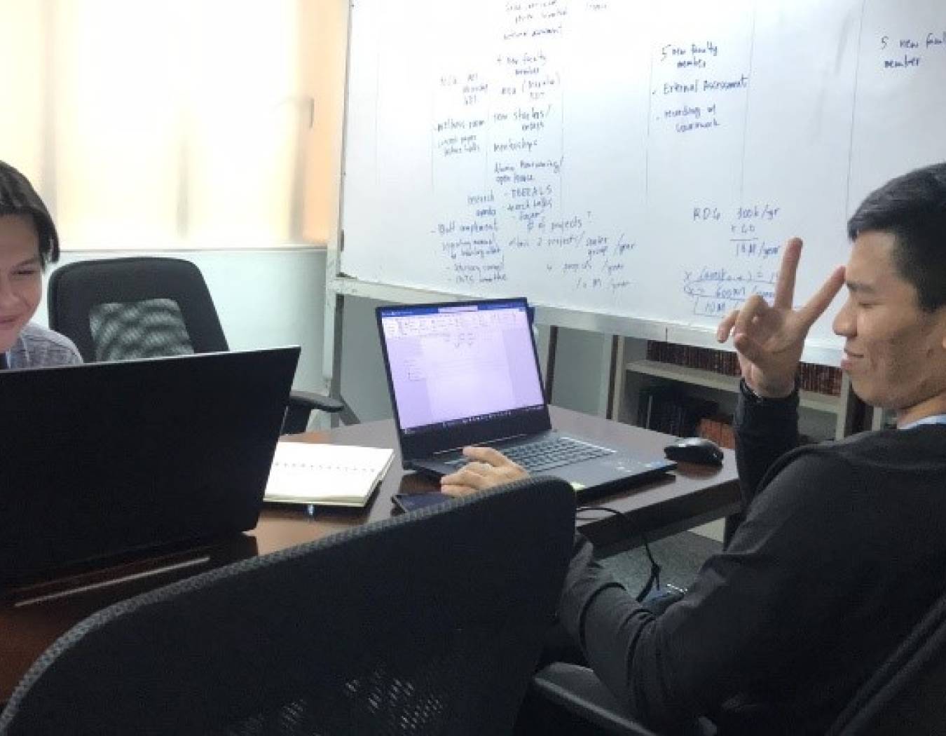 นักศึกษาเข้าร่วมแข่งขัน IEEE SEACAS and Student Chipathon 2023
