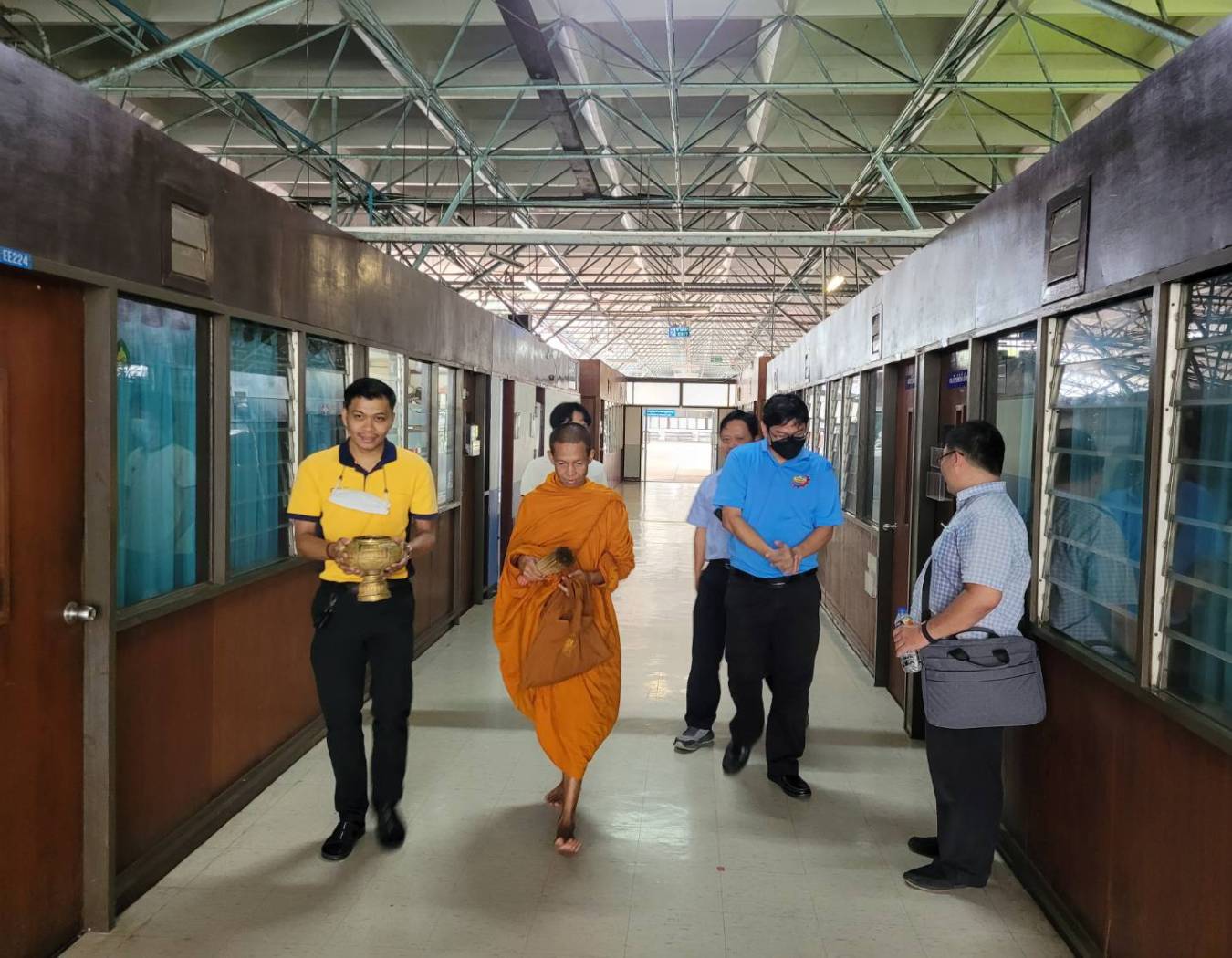 ทำบุญสาขาวิชาวิศวกรรมไฟฟ้าและชีวการแพทย์