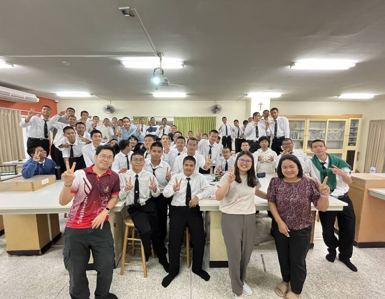ประชาสัมพันธ์หลักสูตร ณ โรงเรียนแสงทองวิทยา