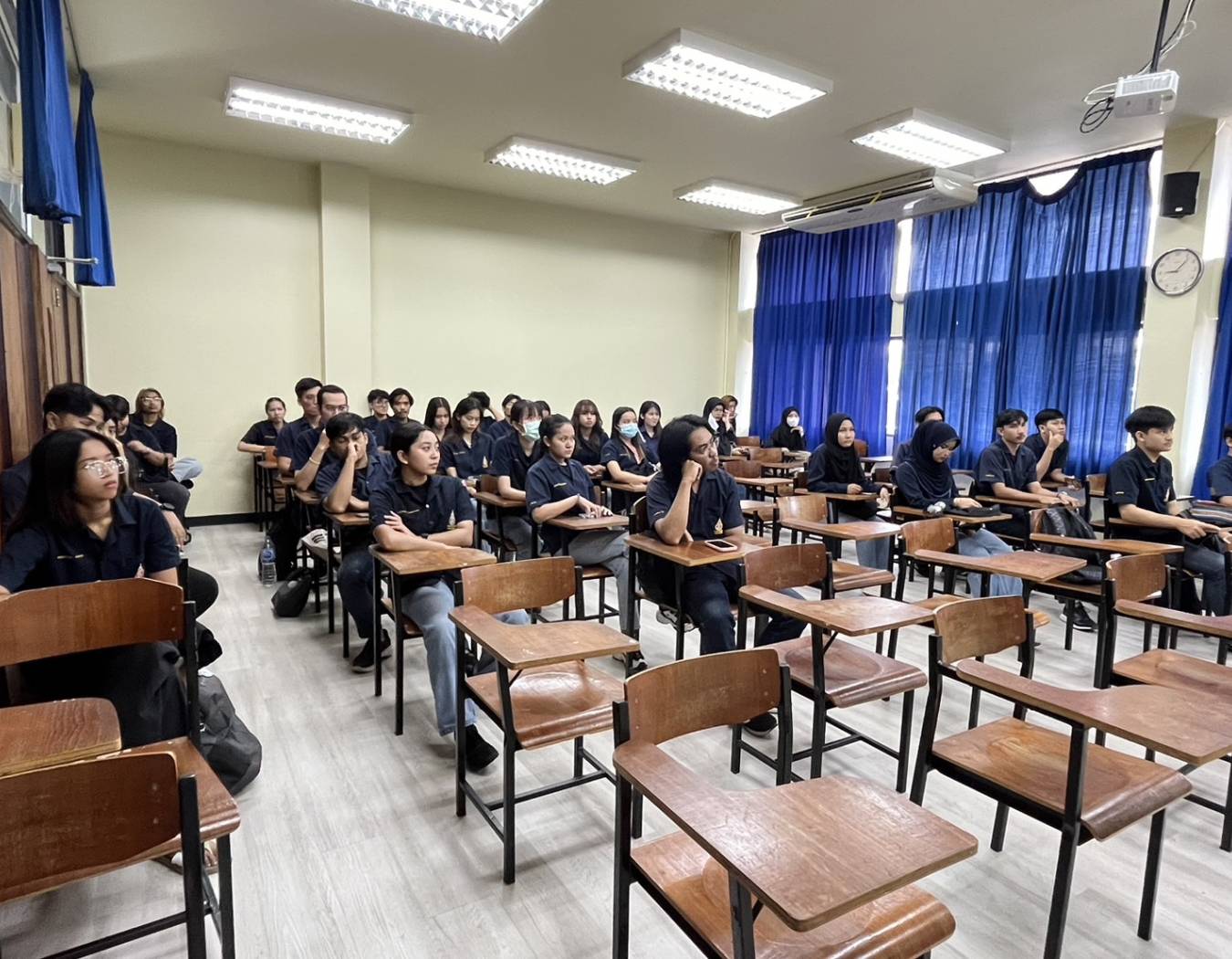 กิจกรรมการแนะนำการเรียนการสอน การเบิกจ่ายเงินในรายวิชาโครงงาน