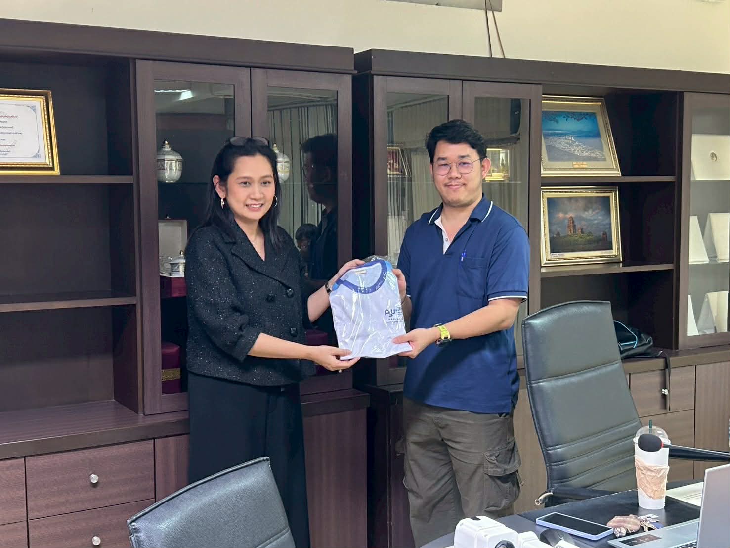 f0089d25 1879 447a 83f8 bf4616fa3fda