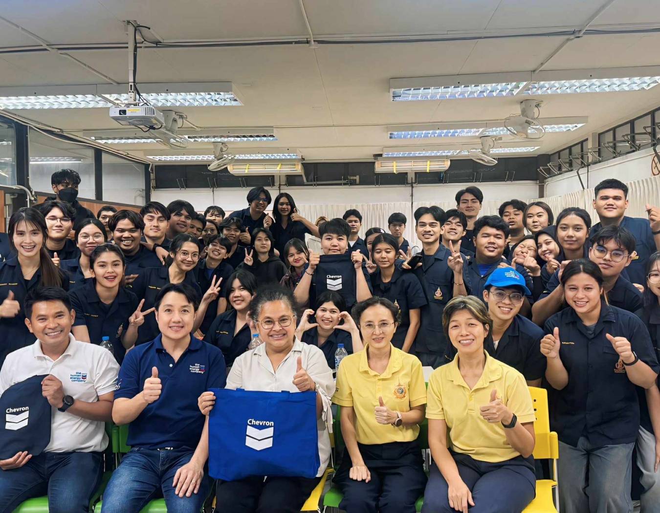 บรรยายพิเศษและจัดเวิร์กชอปในหัวข้อ “Energy Outlook & Trouble Shooting in Operation” แก่นักศึกษาชั้นปีที่ 4 สาขาวิชาวิศวกรรมเคมี เมื่อวันที่ 4 สิงหาคม 2568 ณ ห้อง Che234 สาขาวิชาวิศวกรรมเคมี 