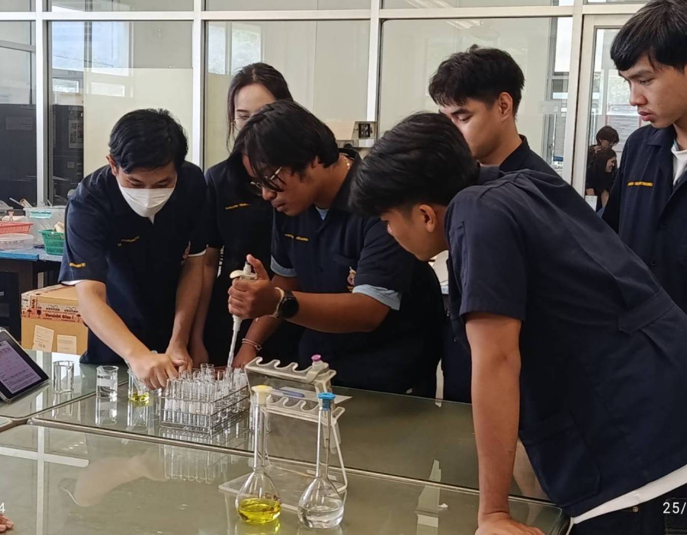 Skilled Engineer: การพัฒนาทักษะการใช้เครื่องมือวิเคราะห์และการออกแบบการทดลองเพื่อสนับสนุนการทำโครงงานวิศวกรรมเคมี