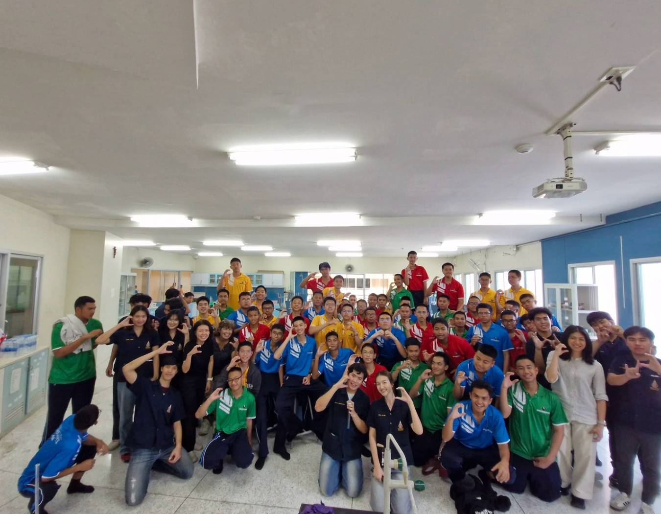 กิจกรรมแนะแนวการศึกษาพร้อมประชาสัมพันธ์หลักสูตรวิศวกรรมเคมี ให้แก่นักเรียนโรงเรียนแสงทองวิทยา อำเภอหาดใหญ่ จังหวัดสงขลา