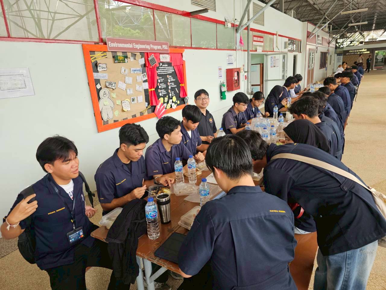 LINE ALBUM พบอาจารย์ที่ปรึกษา268 260107 4