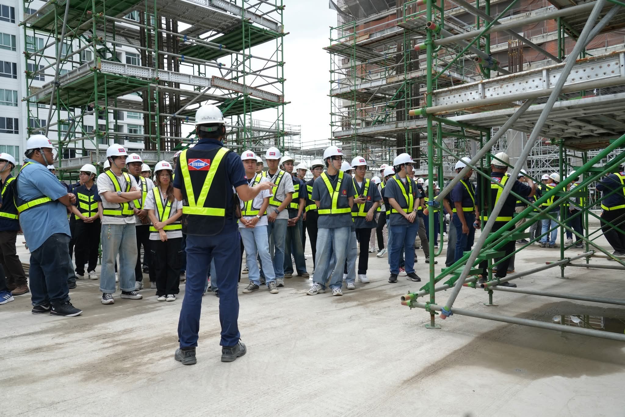 503702866 1242195511032151 7502076488940099328 n